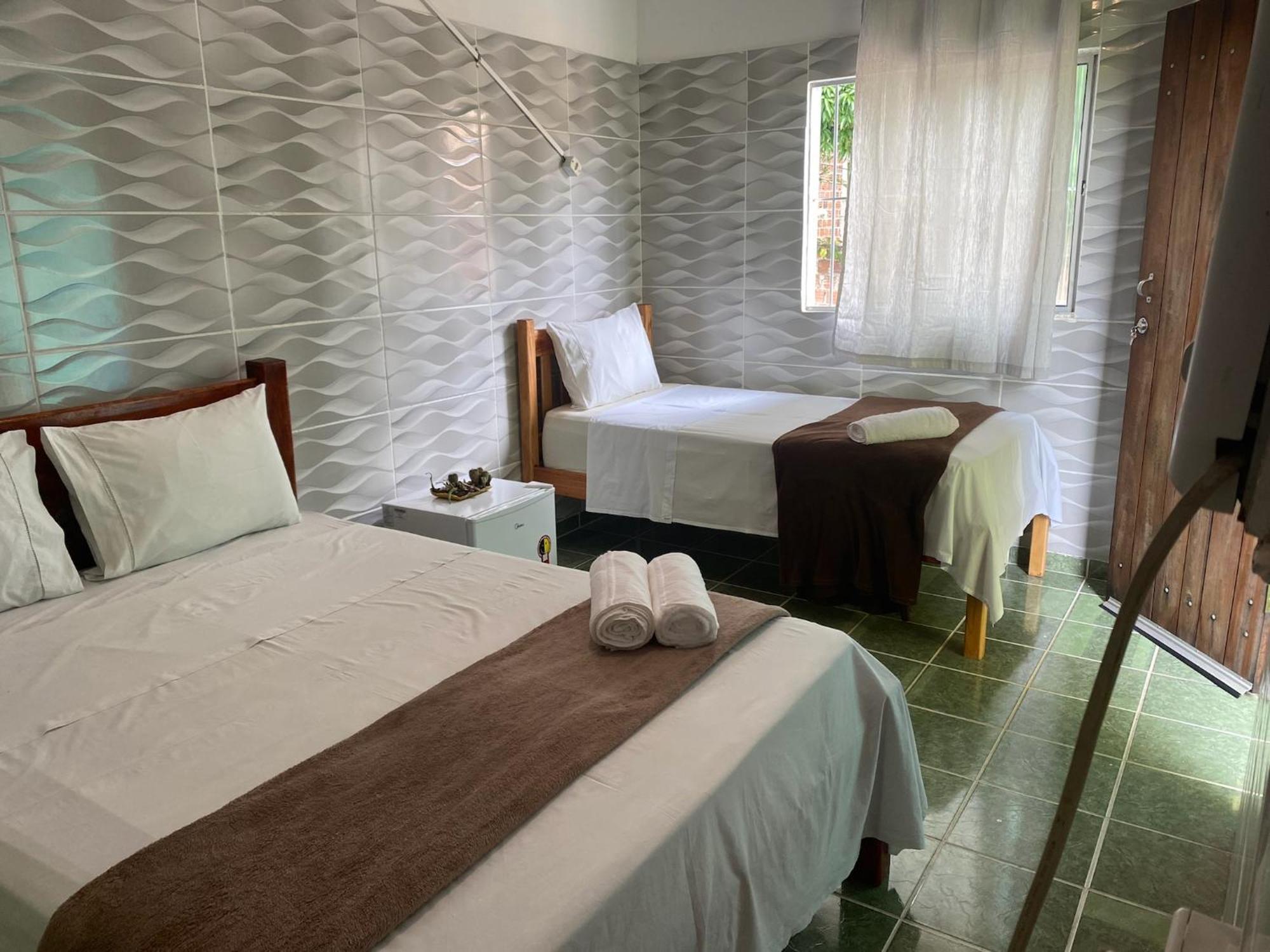 Multiverso Hostel 렝소이스 외부 사진